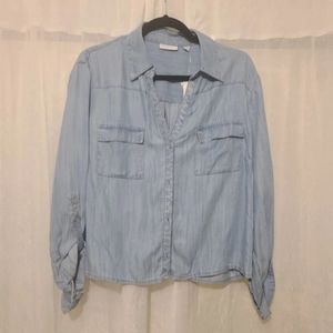 New York & Company Light Wash cropped denim shirt